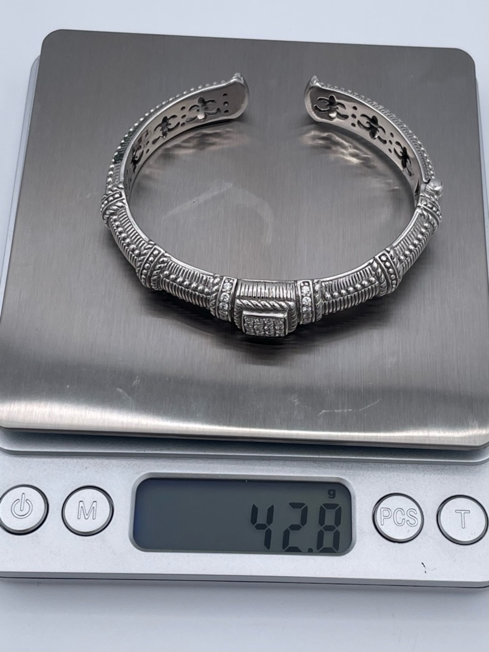 Judith Ripka Sterling Silver 925 CZ Pavé Center Motif Cuff Bracelet Heavy 42.8g - Picture 7 of 11